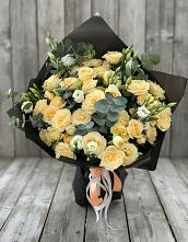 Букет цветов из:  Розы и Лизиантусы в Муром