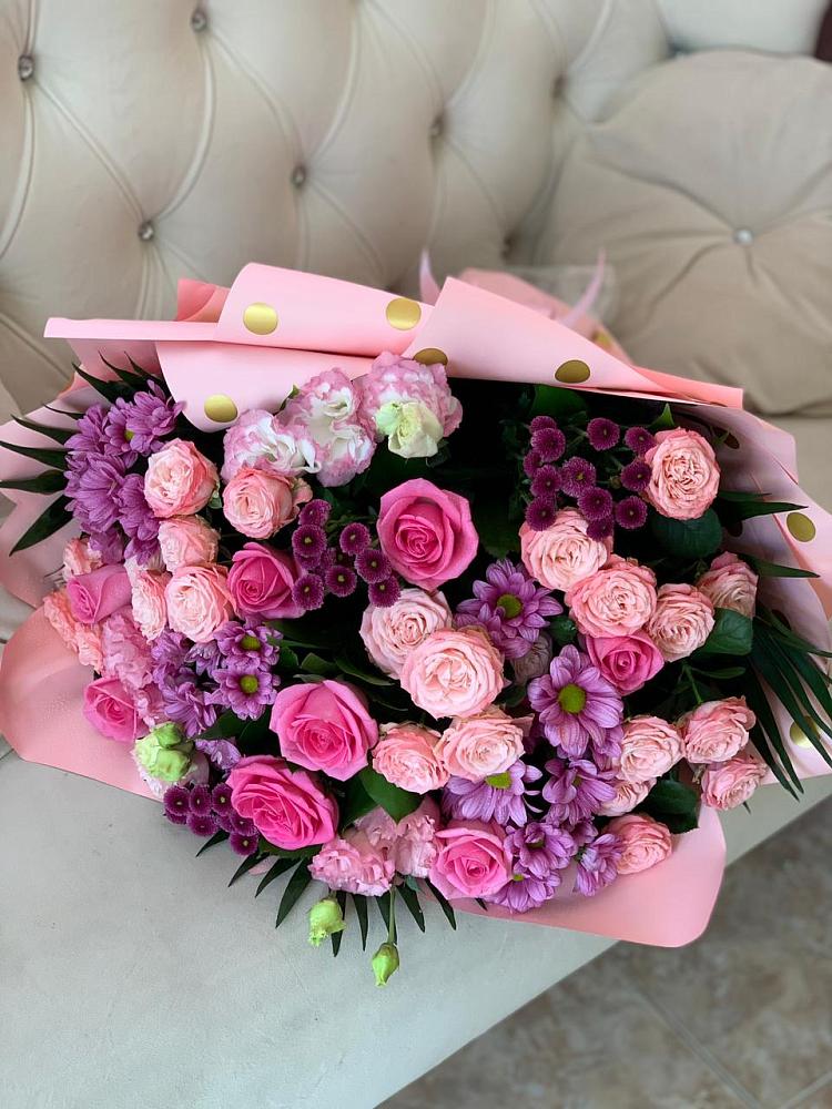 Букет цветов из: Хризантемы, Розы и Лизиантусы в Муром