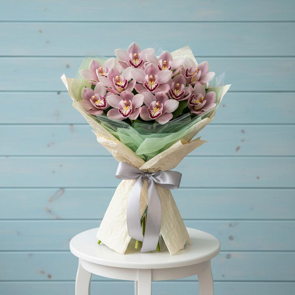 Букет цветов из: Орхидеи и Розы в Муром