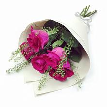 Букет цветов из:  Розы в Муром