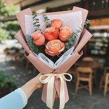 Букет цветов из:  Розы в Муром