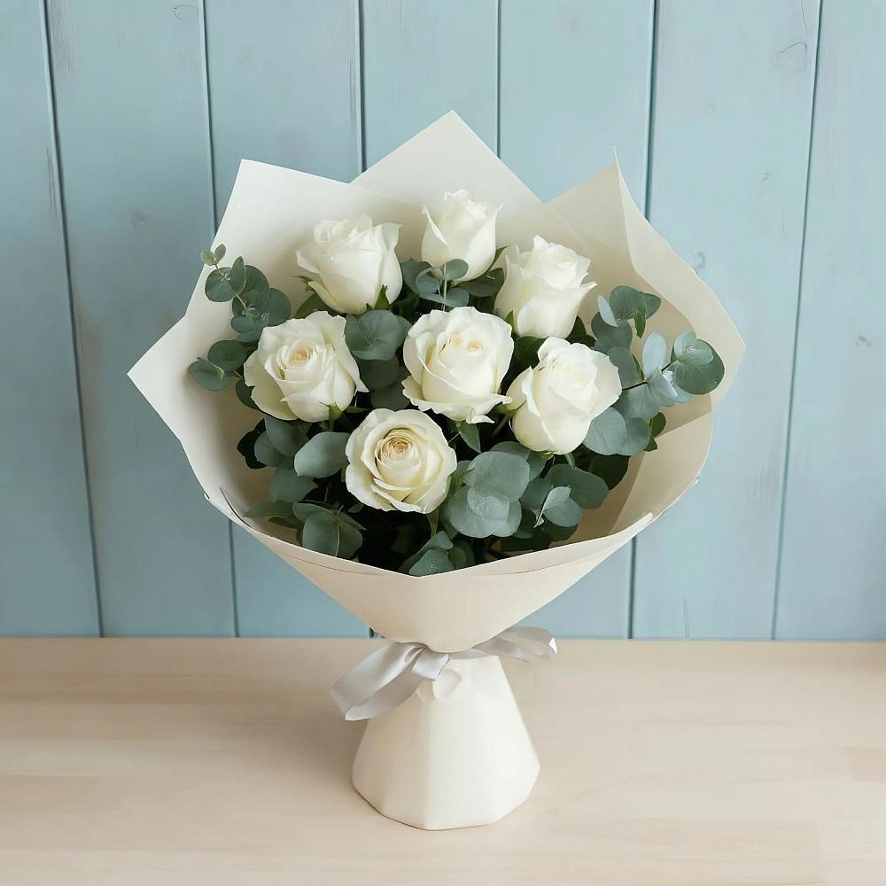 Букет Белые розы в Эвкалипте в Муром
