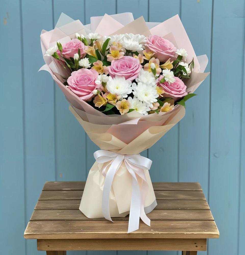 Букет цветов из: Гвоздики, Орхидеи и Розы в Муром