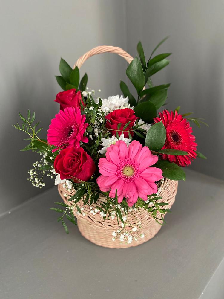 Цветочная композиция из Розы, Хризантемы и Герберы в корзине в Муром