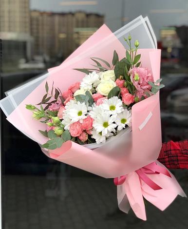Букет цветов из: Розы, Лизиантусы и Хризантемы в Муром