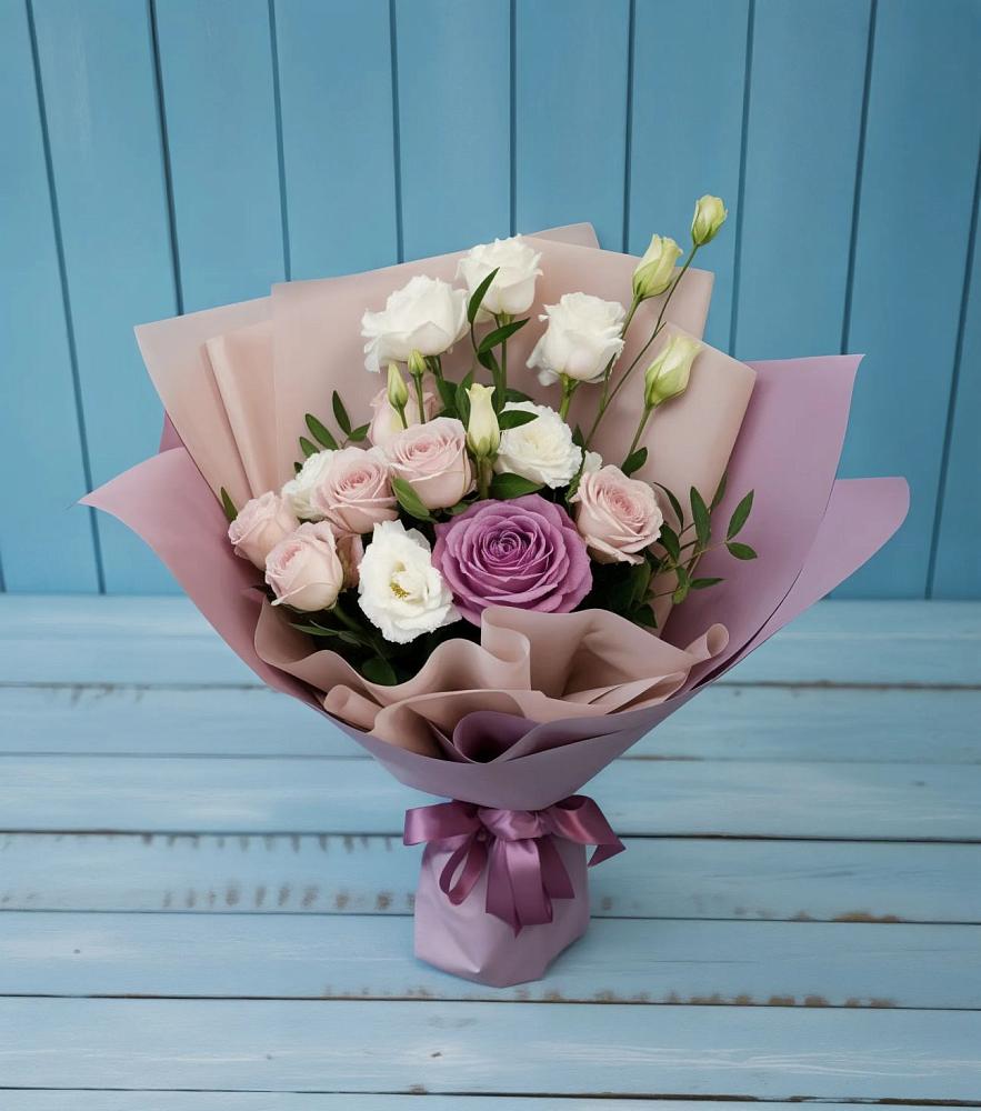 Букет цветов из: Розы и Лизиантусы в Муром